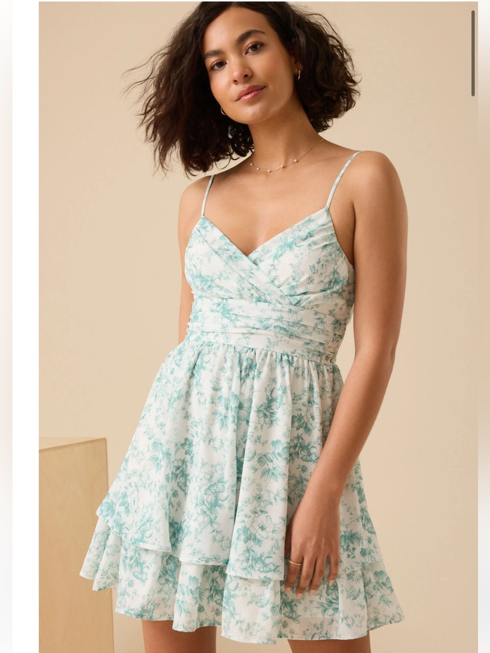 Altar’d State Jaeda Floral Mini Dress NWT, Floral Tiered V-Neck Mini Dress